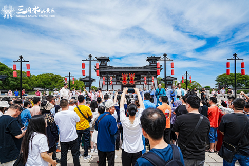 1无锡景区《端午国韵》演出现场火爆.jpg