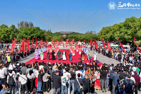 1无锡景区特别节目《这就是三国》现场人气火爆.jpg