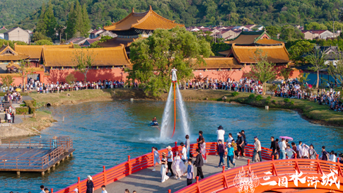 1无锡景区水浒城虹桥上演《水上飞龙》新节目.jpg 1无锡景区水浒城虹桥上演《水上飞龙》新节目.jpg