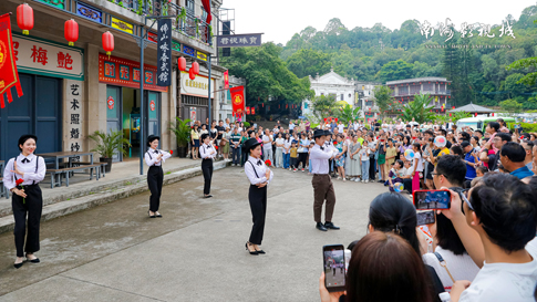 7南海景区演出节目备受欢迎.jpg