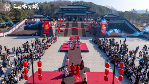 1无锡景区《刘备招亲》喜庆开演.jpg