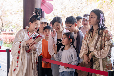 3无锡景区花神NPC以诗会客.jpg